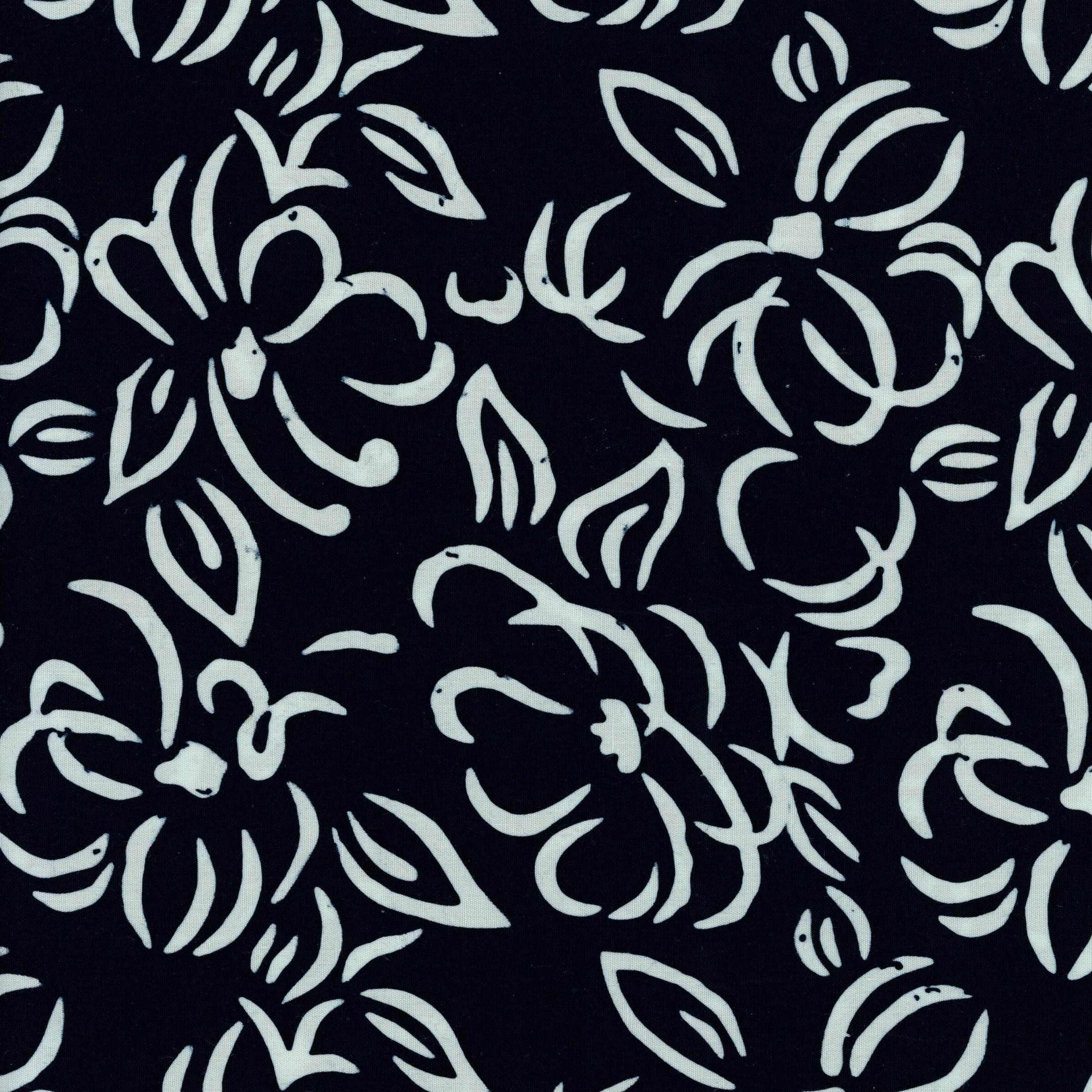 Banyan Batiks - Banyan Classics - Patchwork and Quilting Fabric from Brown's Craft Shed (Tags: Fabric Banyan Batiks Banyan Classics batik blenders botanical contemporary elegant Floral flowers monochrome nature textures white )