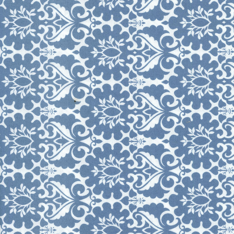 Gutermann Ring A Roses - Patchwork and Quilting Fabric from Brown's Craft Shed (Tags: Fabric basics blue classic elegant Gutermann home decor pastel patterns romantic vintage white )